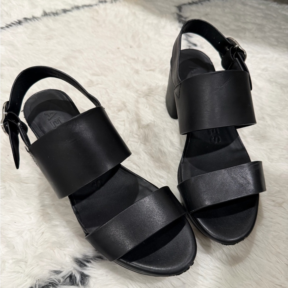 Elegant Black Women's Sandals